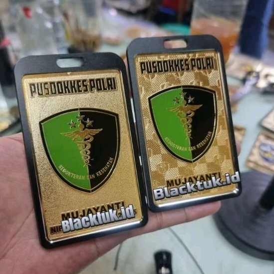 

plat id cutom dokkes polri full set lanyard dan cover