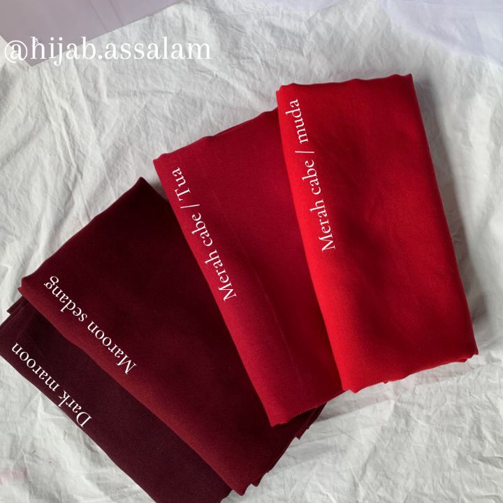 Terkini Hijab Pollycoton Hijab Square ( Dark maroon, Maroon sedang, Merah cabe muda, Merah cabe tua 