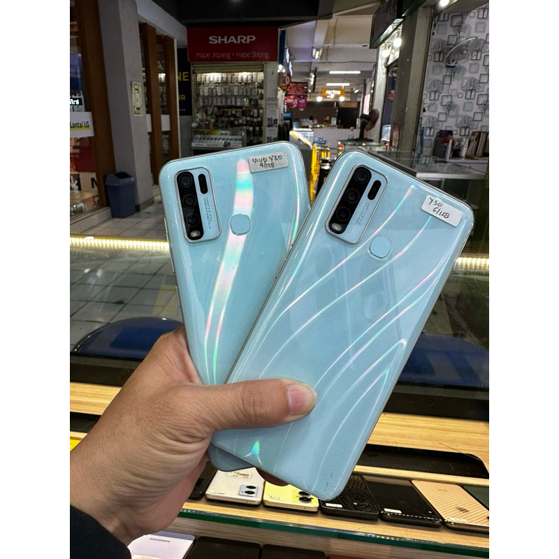 vivo y30 4/128 dan 6/128Gb