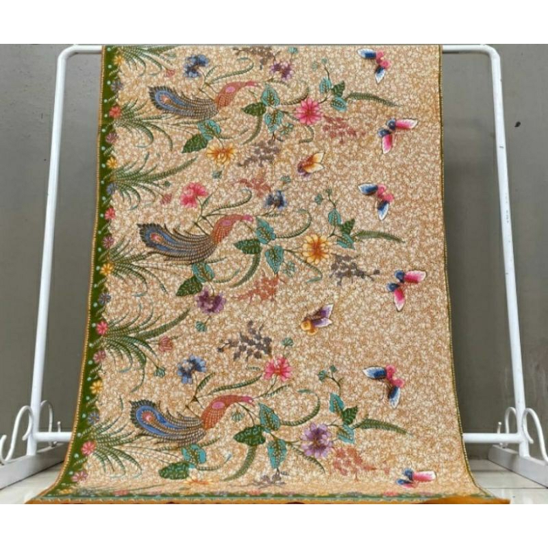 Batik tulis legend hokokai