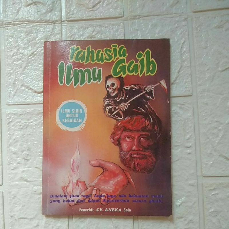 buku rahasia ilmu gaib