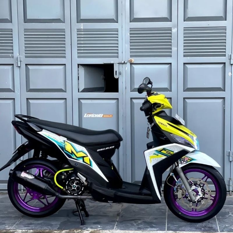 Striping Lis sticker standar ORI yamaha mio m3 putih kuning 2023 stiker mio m3 2023 putih kuning