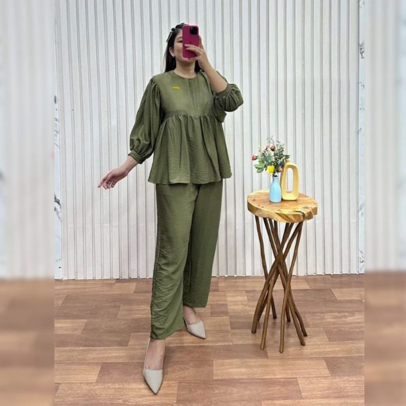 Oneset Donita. One Set Wanita Murah Size All size Fit to XL.