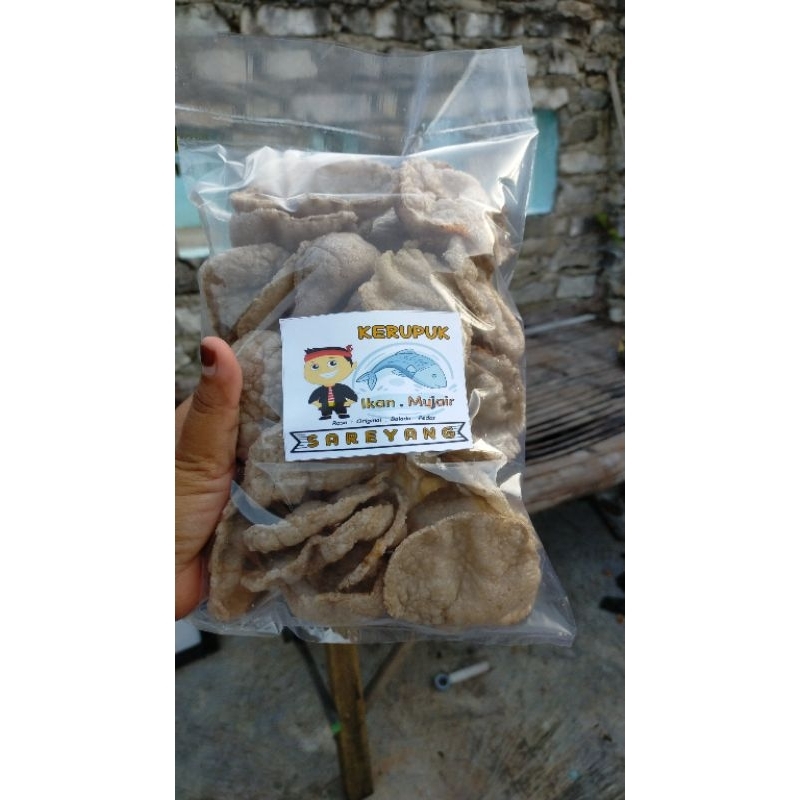 

kacong sareyang (krupuk mujaer 85gr)