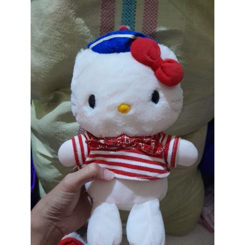 Boneka hello kitty kostum salur eikoh