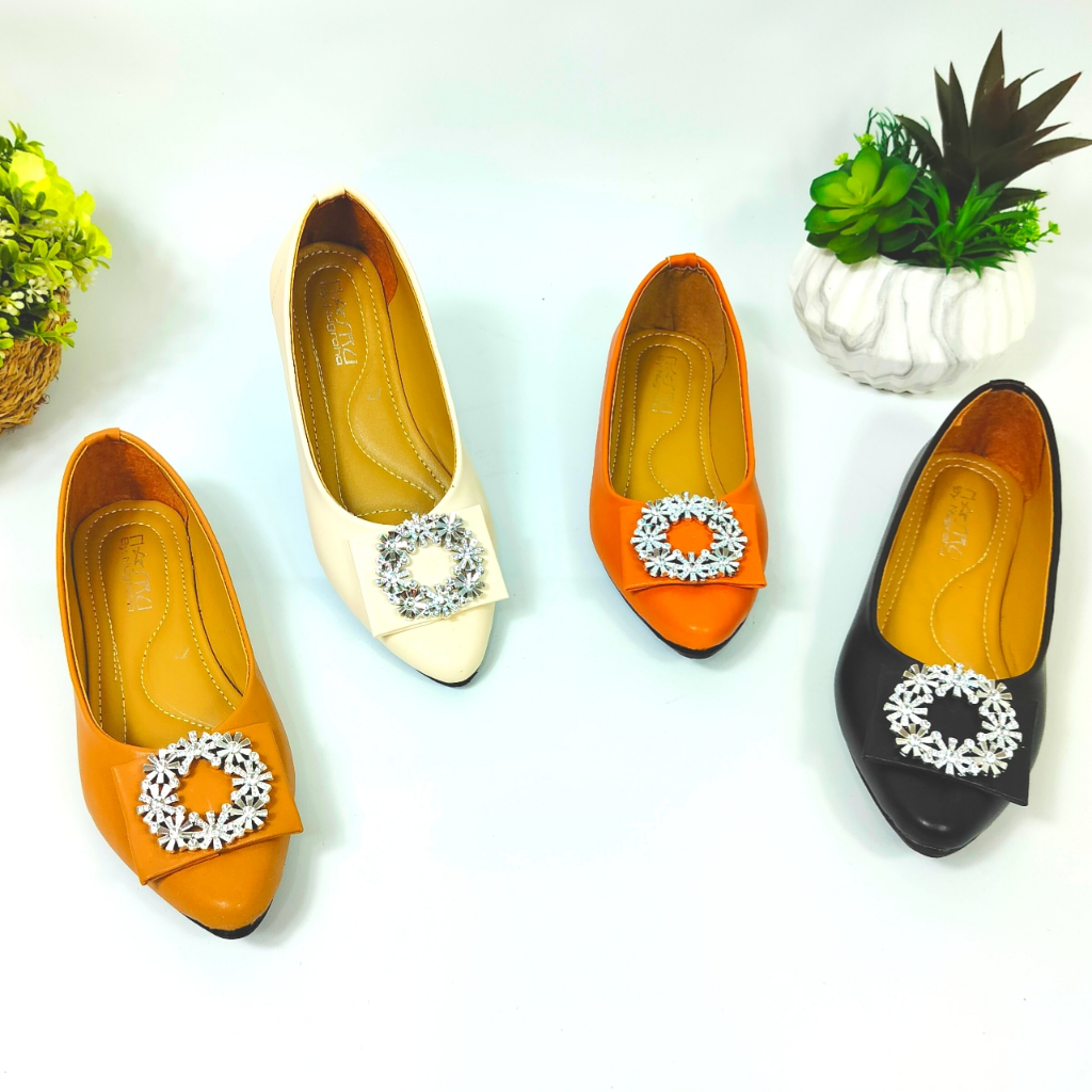 Sepatu wanita sandal wanita slip on kekinian kondangan