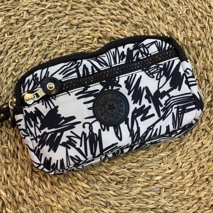 Terlaris DOMPET HP WANITA / DOMPET SELEMPANG WANITA BAHAN PARASUT PREMIUM 4 RESLETING - KP 9002M.