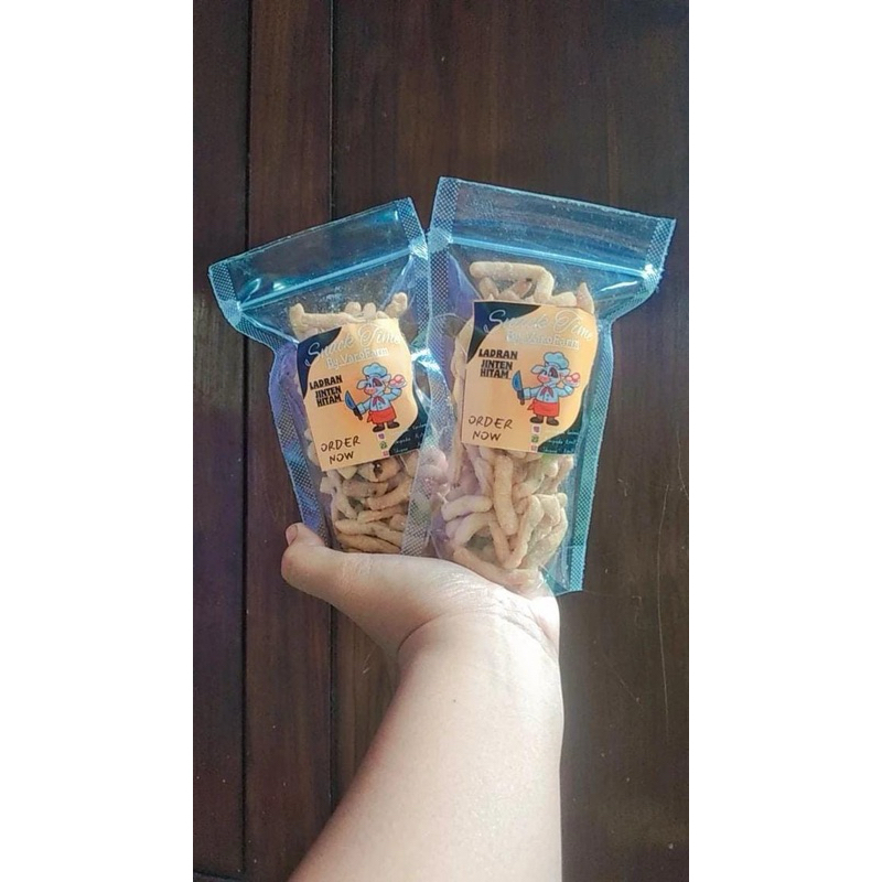 

Ladrang Jinten hitam 100 gram bundling ( 1 paket isi 6 )