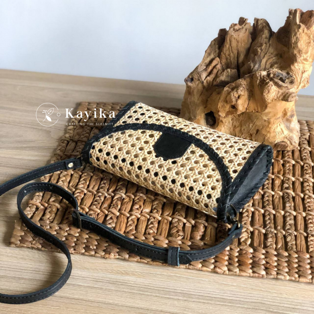 Rajut Motif Bag / Tas Wanita Bag Kekinian Crossbody Bag / Tas Webbing Rotan Bali