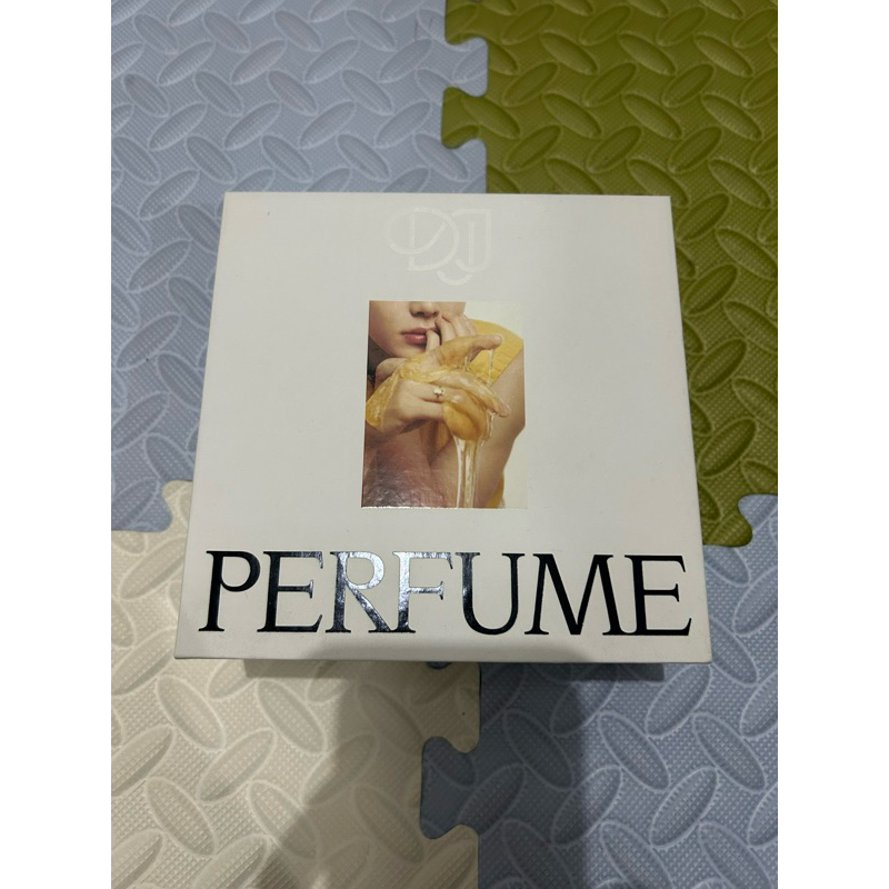 READY - ALBUM SET JUNGWOO PERFUME