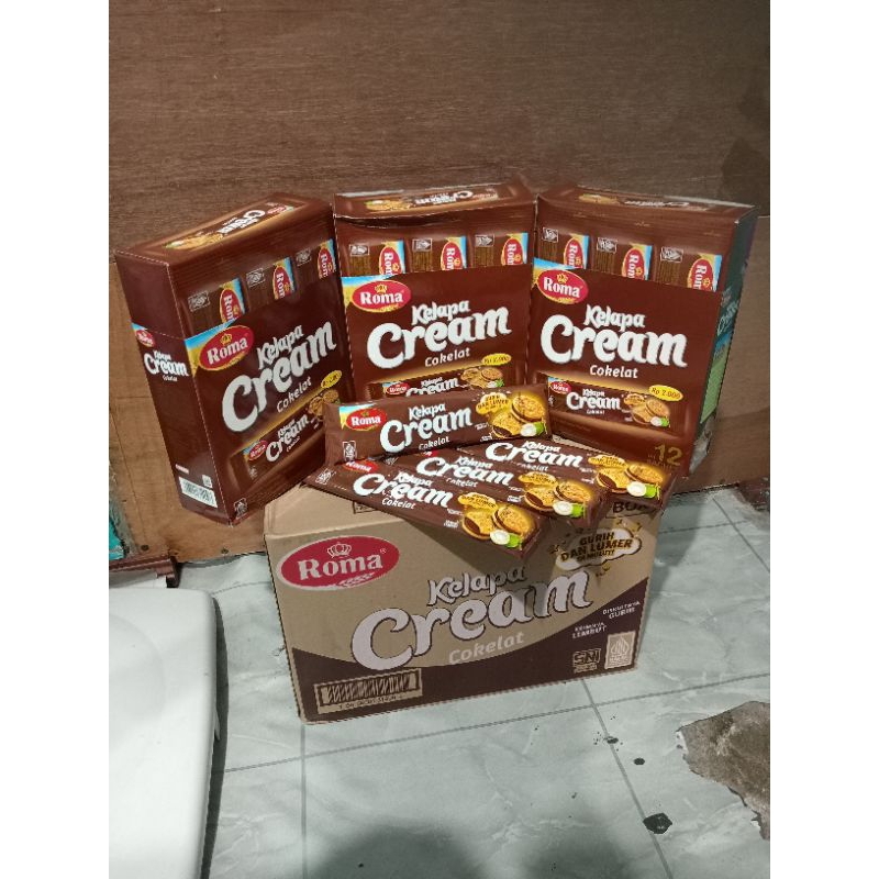 

Roma kelapa cream cokelat 1 box isi 12 sachet