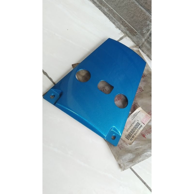 Cover side 5 Sambungan body bodi belakang yamaha F1zr Fizr Biru Bc3 Original