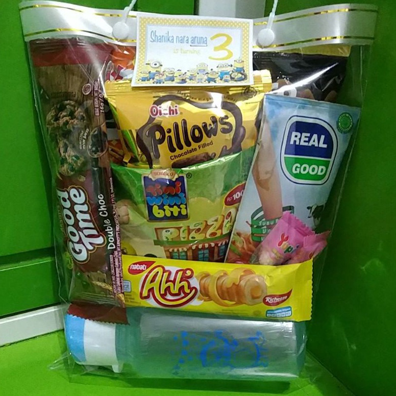 

Terbaru 12.12 Bingkisan Ulang tahun anak/paket ulang tahun anak murah