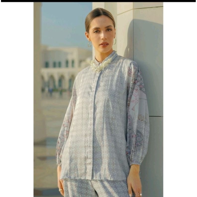 festive shirt benang jarum ivory