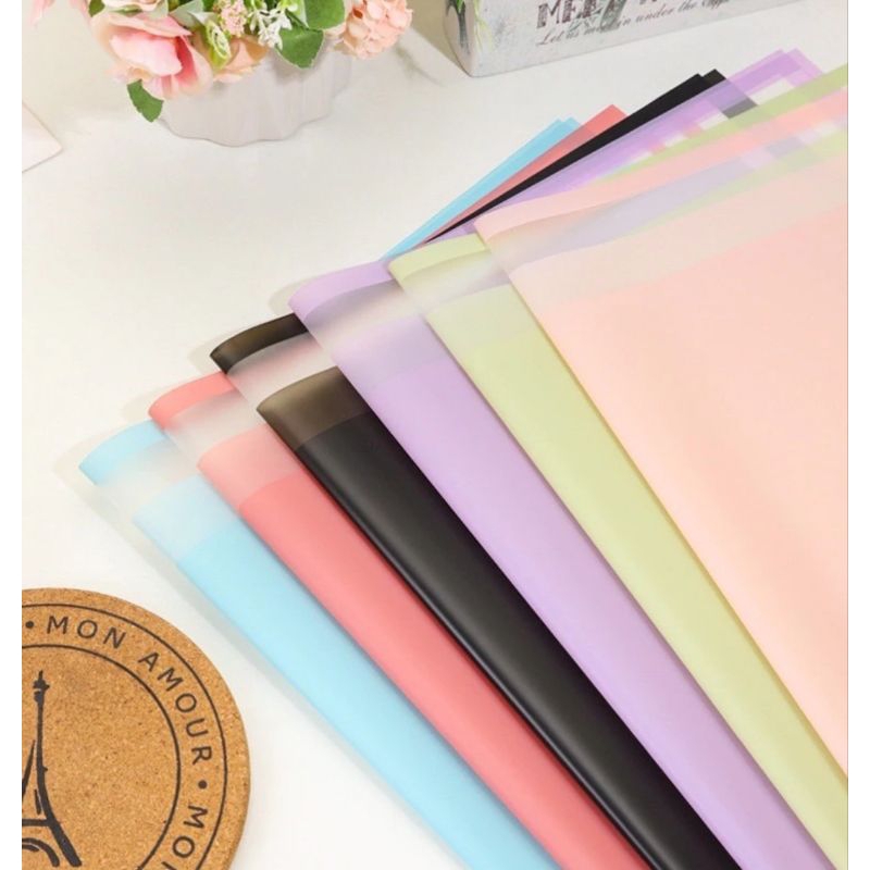 

Kertas Cellophane Buket / Flower Wrapping Paper Triple Frame