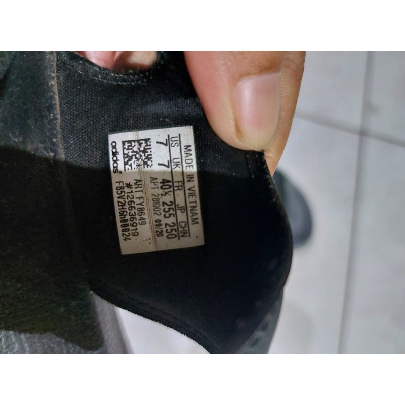 Adidas ori. Preloved adidas/ preloved sandal adidas / adidas ori / Sandal adidas / sepatu adidas #ad