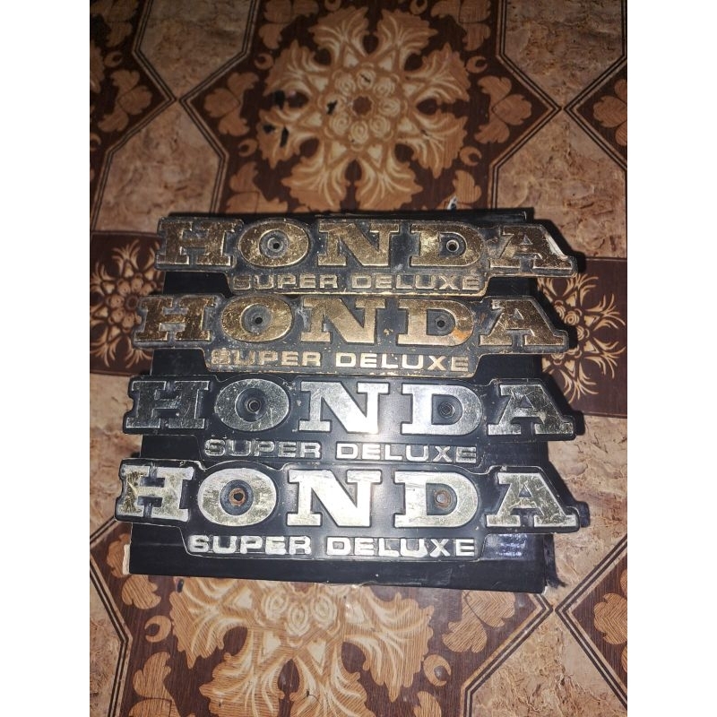 emblem tangki gl100 ori