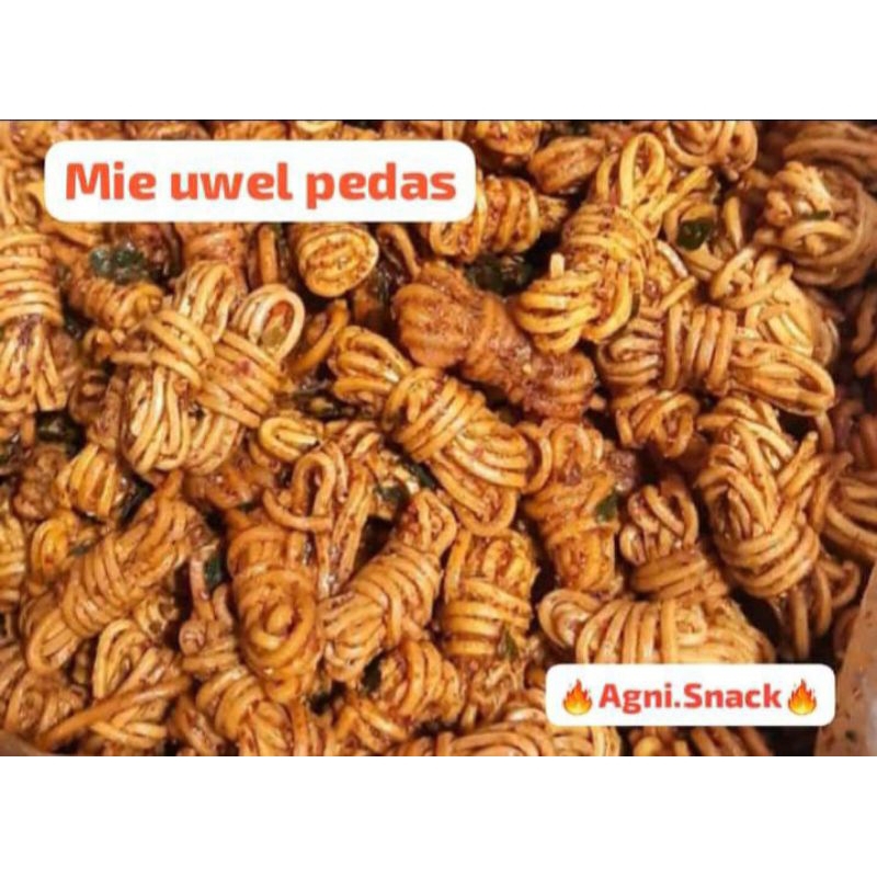 

mie gulung / mie uwel /mie ukel pedas 250gram