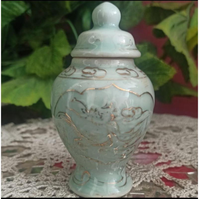 Guci Celadon  kuno antik China Hijau klasik  T:11 cm