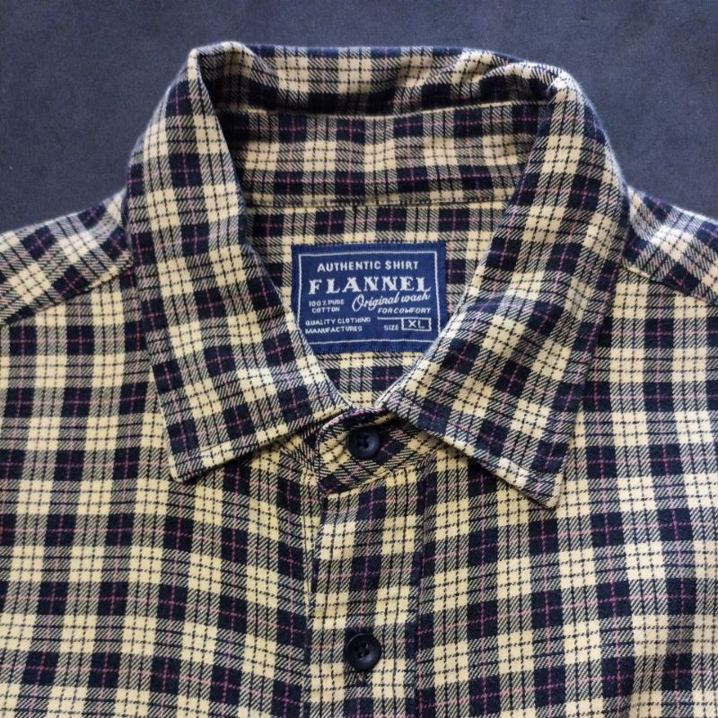 Kemeja Flanel Second Bekas Branded Pl Uniqlo Size Xl code 90.12