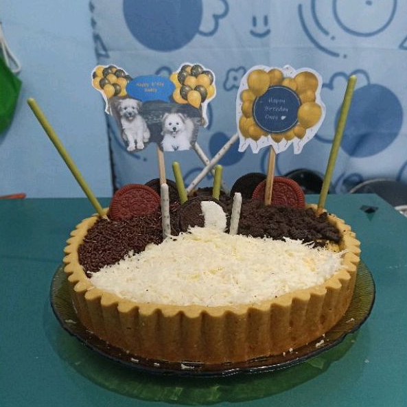 

pai fla susu + topping + topper (bisa request) dia 20cm