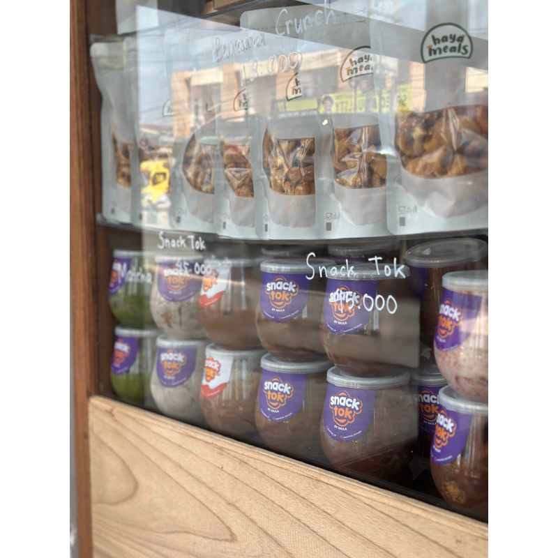 

snacktok by bittersweet by najla