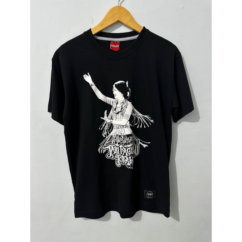 Kaos Distro Toraja Menari (SOLATA SHIRT)