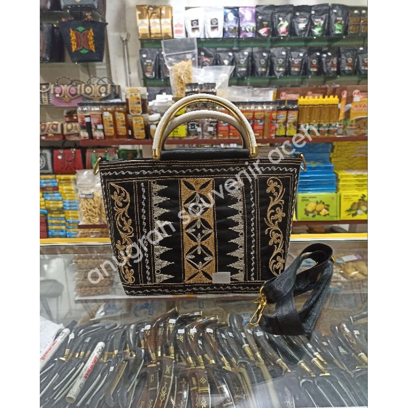Handbag Selempang bordir motif khas Aceh / Tas wanita bordiran motif khas Aceh