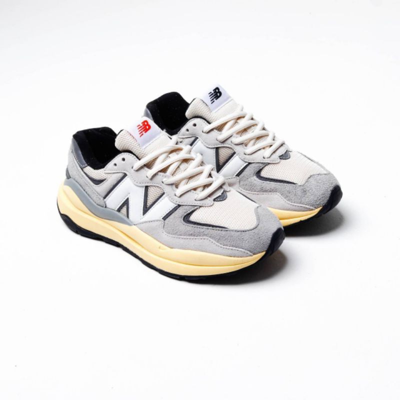 New Balance M5740RG