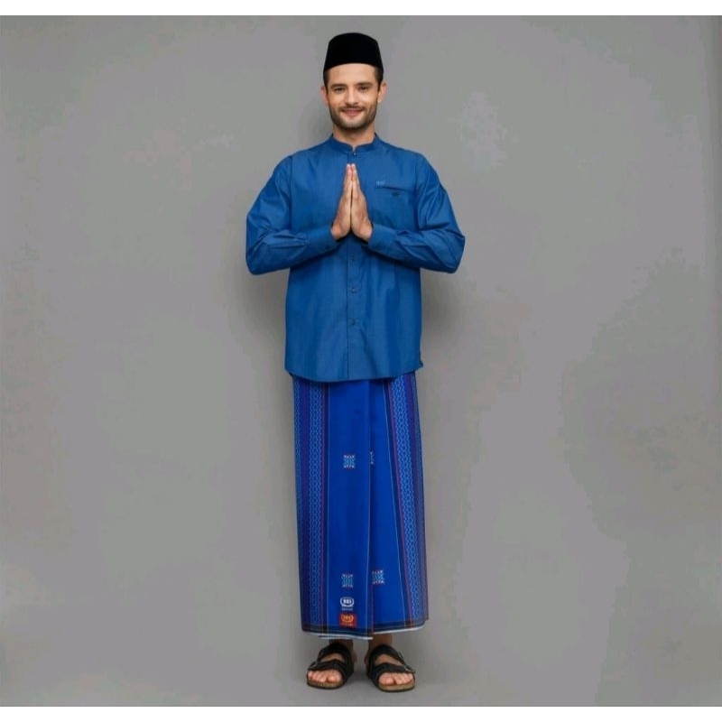 Sarung BHS Excellent Gold Motif SCF Biru Tua