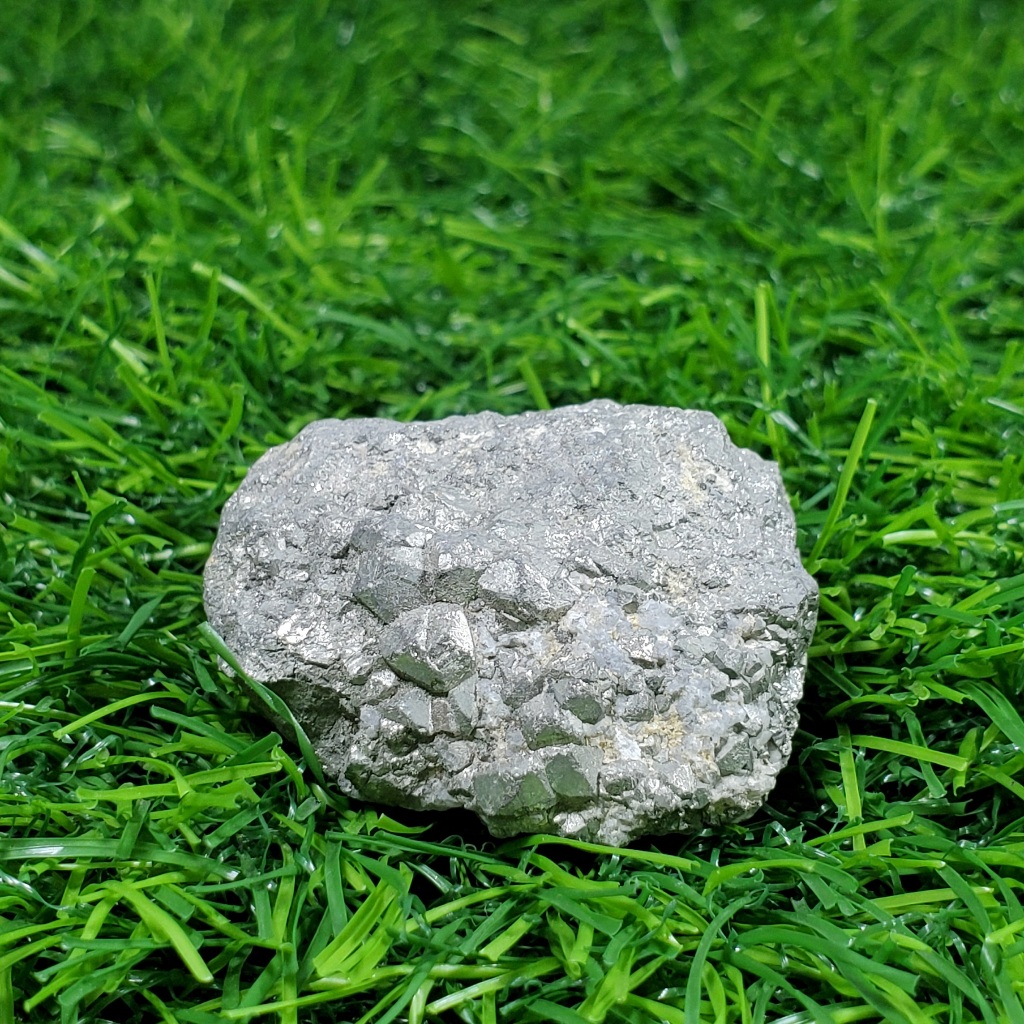 Bongkahan batu akik mineral pyrite Wz-15