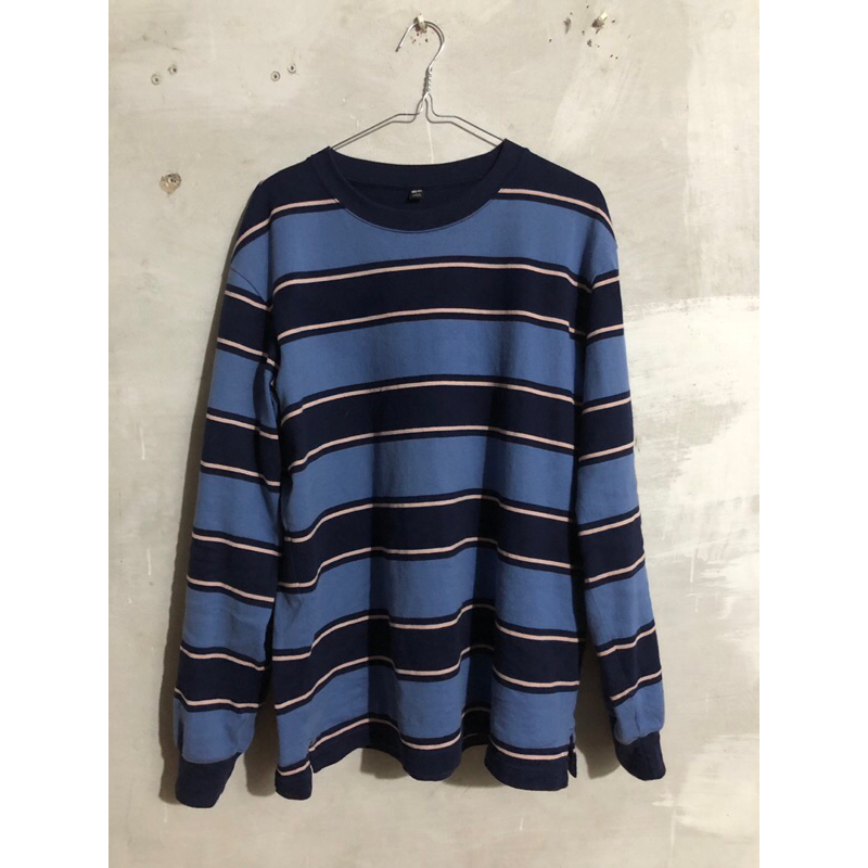 salur uniqlo iqbaal fulltag kondisi like new size L