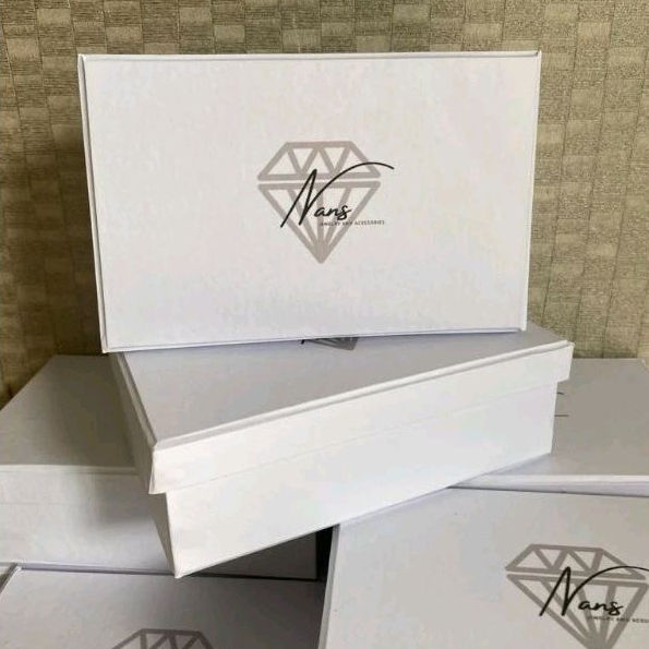 

Kotak Kado Hardbox tutup lepas 28x7x7