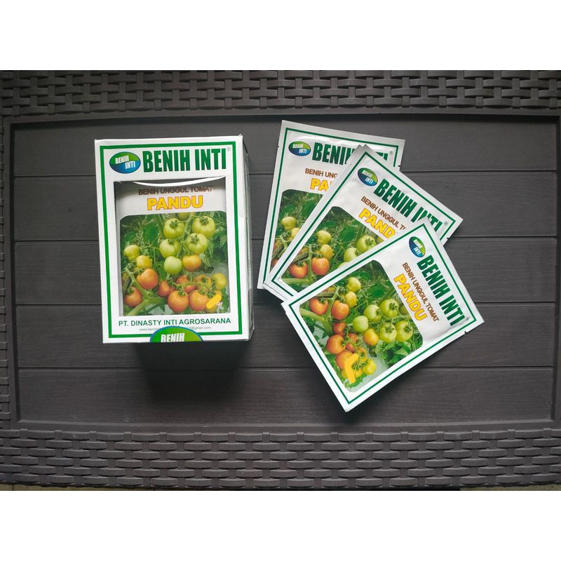 Benih inti tomat pandu