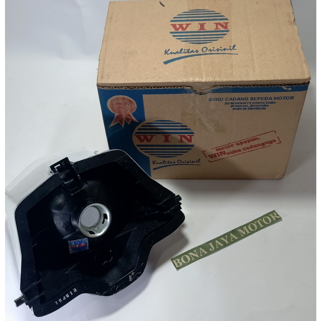 REFLEKTOR/LAMPU DEPAN KARISMA/KARISMA X MERK WIN