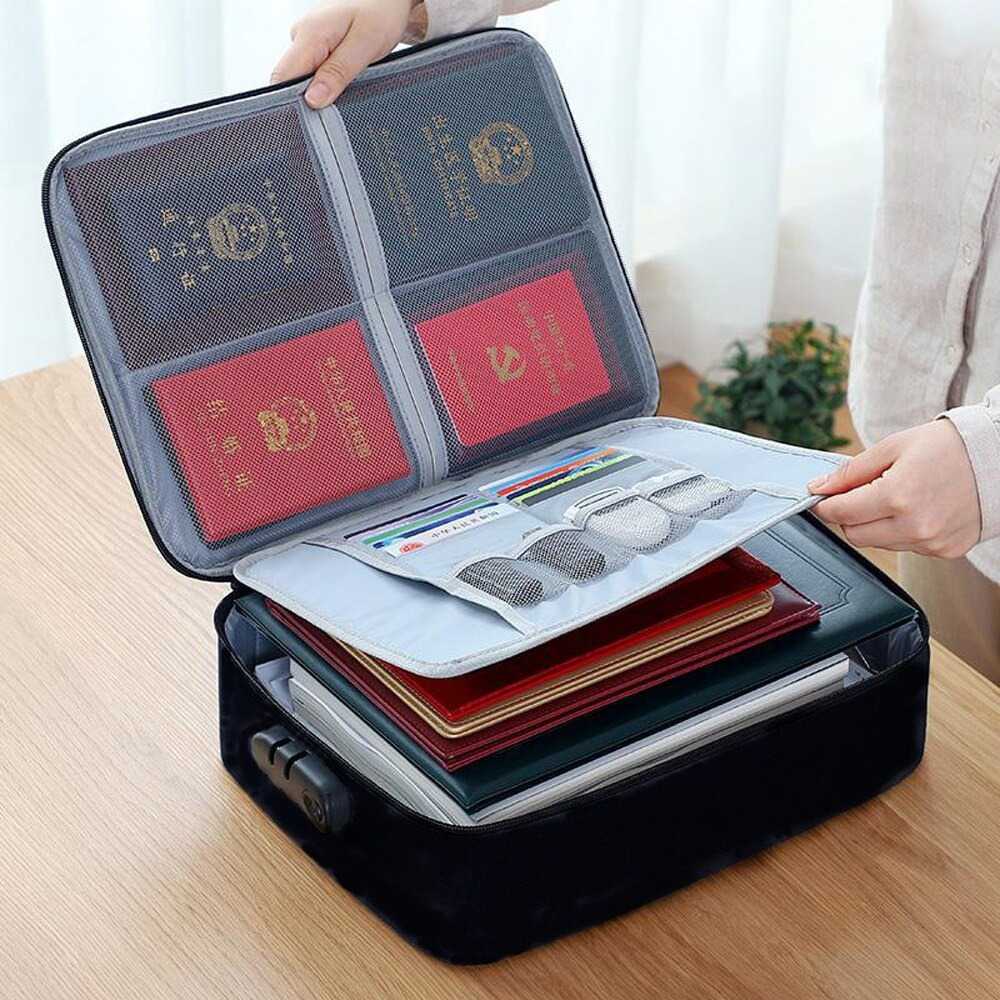 tas dokumen travel anti air