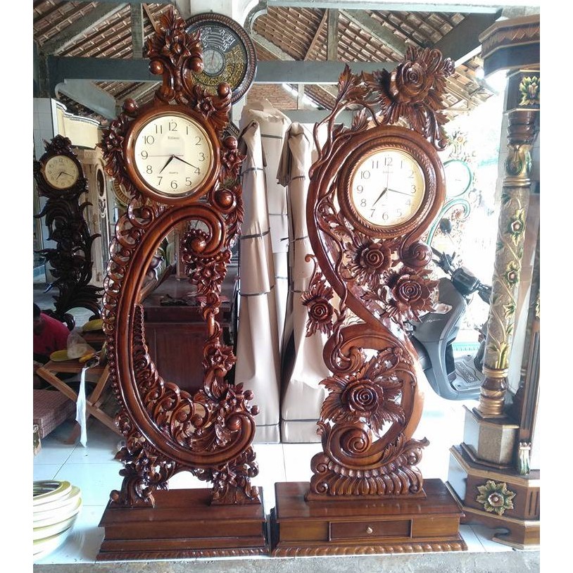 Jam hias ukiran kayu jati jepara