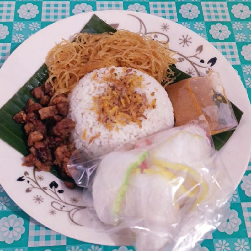 

Nasi uduk hemat