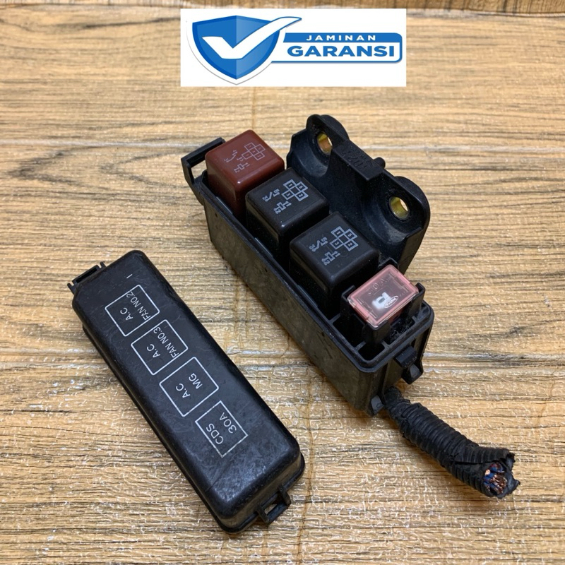 fuse box relay ac toyota corolla great gret ae101