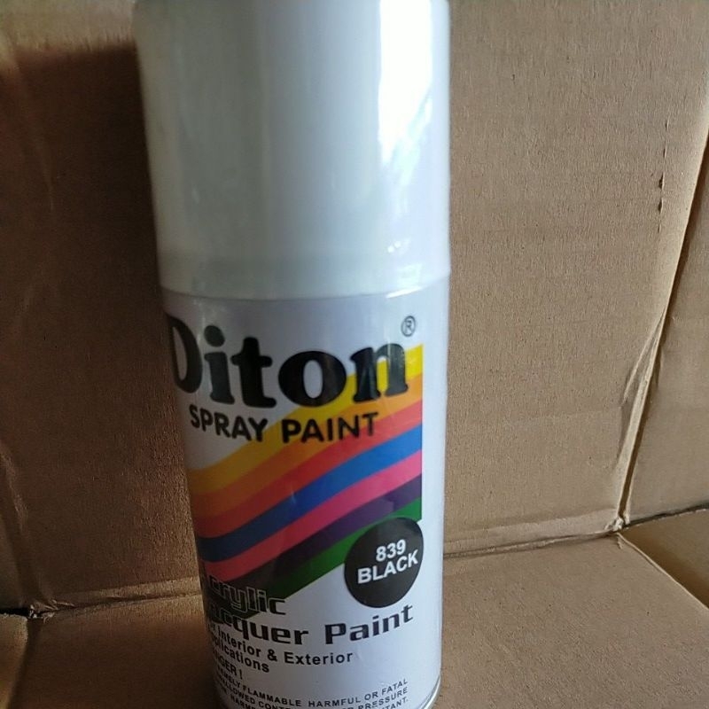 Cat semprot Pilok merk Diton Hitam 839