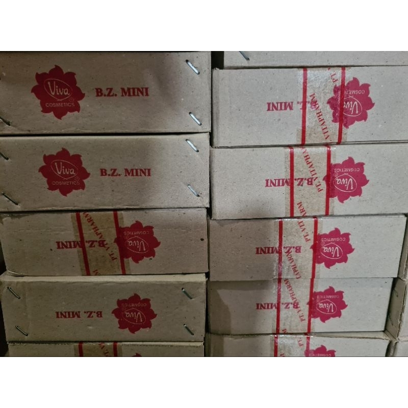 ( 1 box ) VIVA BEDAK TABUR SASET NO 4