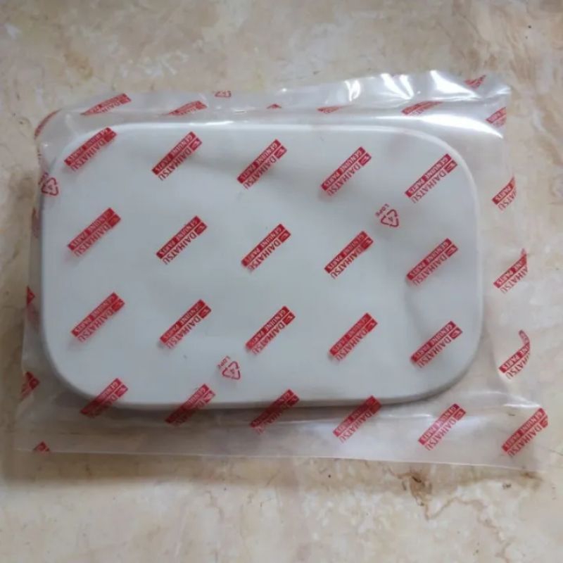 Cover penutup handle pintu bagasi belakang granmax.