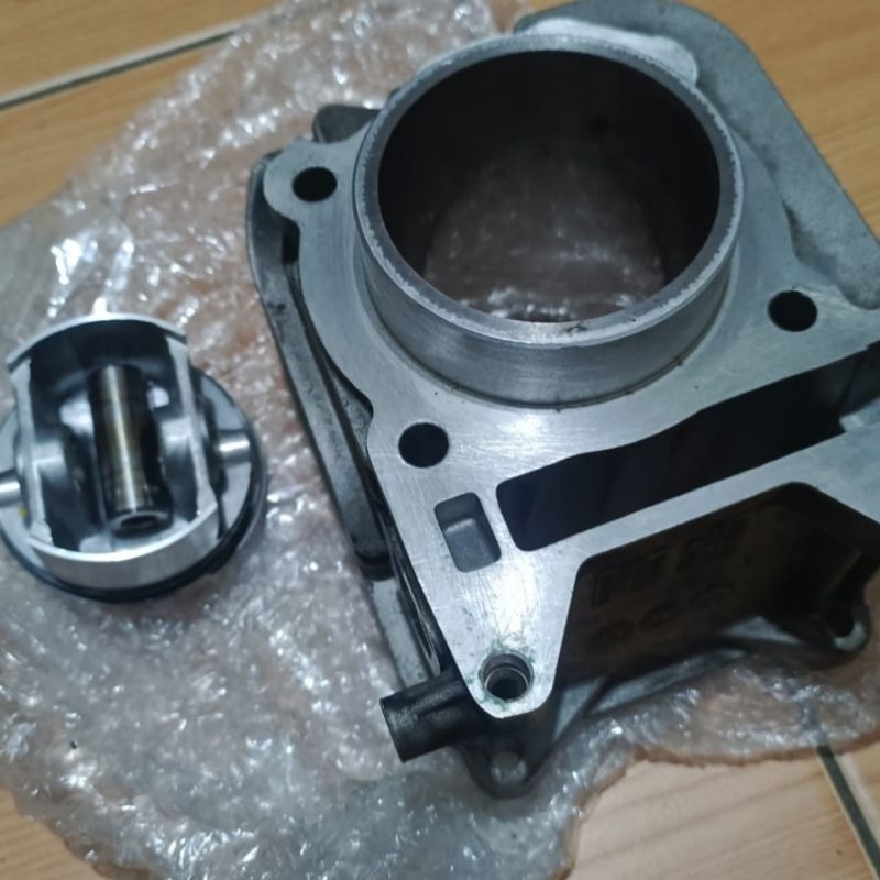 Blok Seher Set Dengan Piston Vespa Matic 3v / I-Get