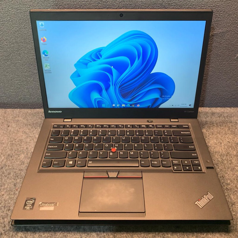 Lenovo thinkpad X1 CARBON