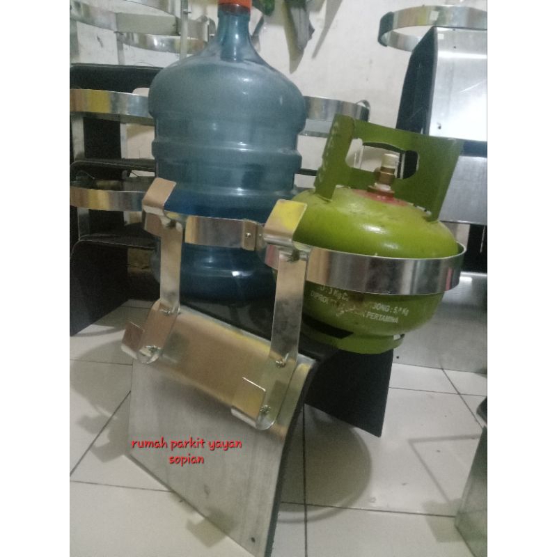 keranjang gas dan galon 3 kg