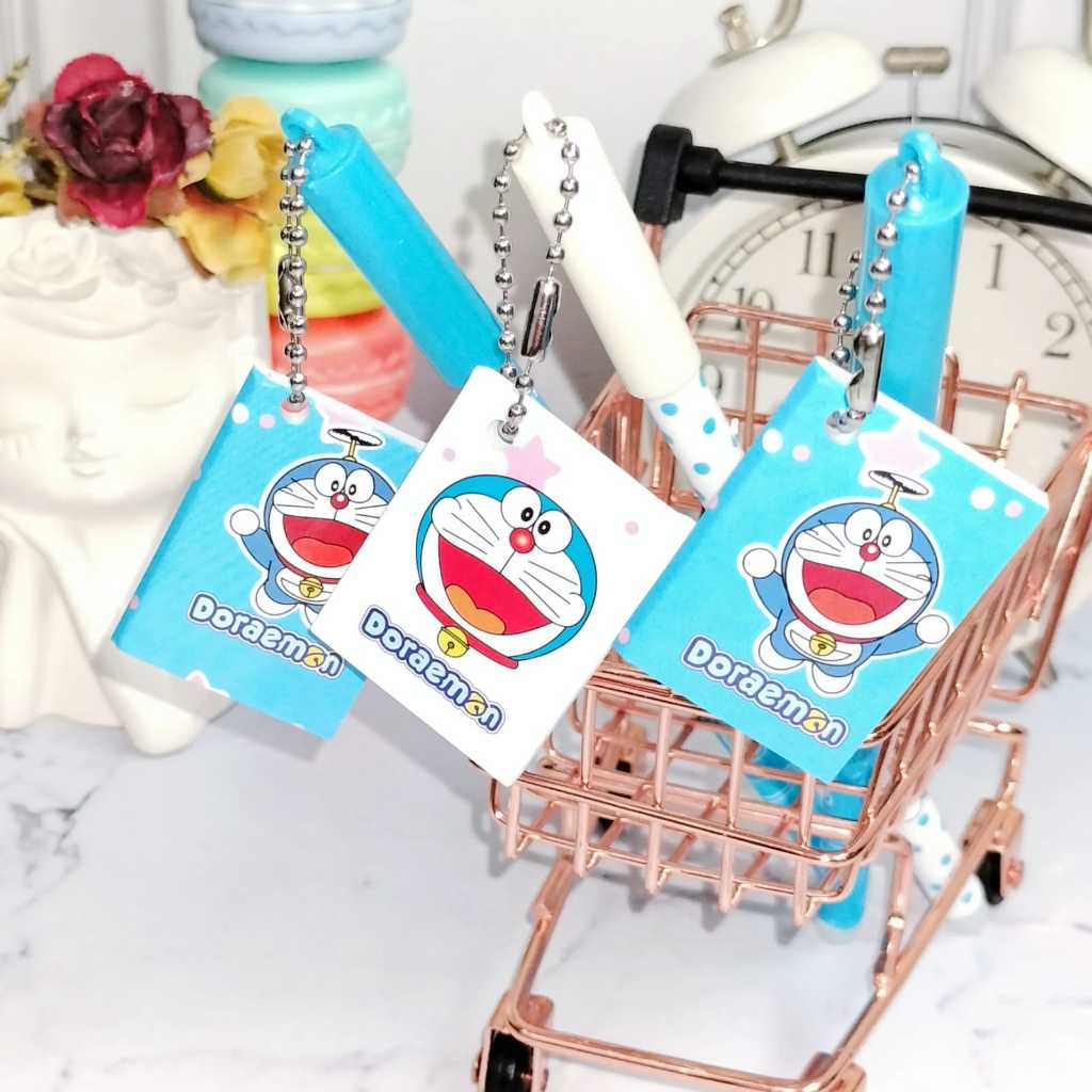 

Pulpen Gantungan Buku Doraemon CUTE LUCU Tinta Hitam Harga Super MURAH / Pen Gantungan Buku Mini DORAEMON Ready Warna Biru dan Putih Alat Tulis Sekolah Kekinian Favorit Best Seller bisa Grosir dan COD