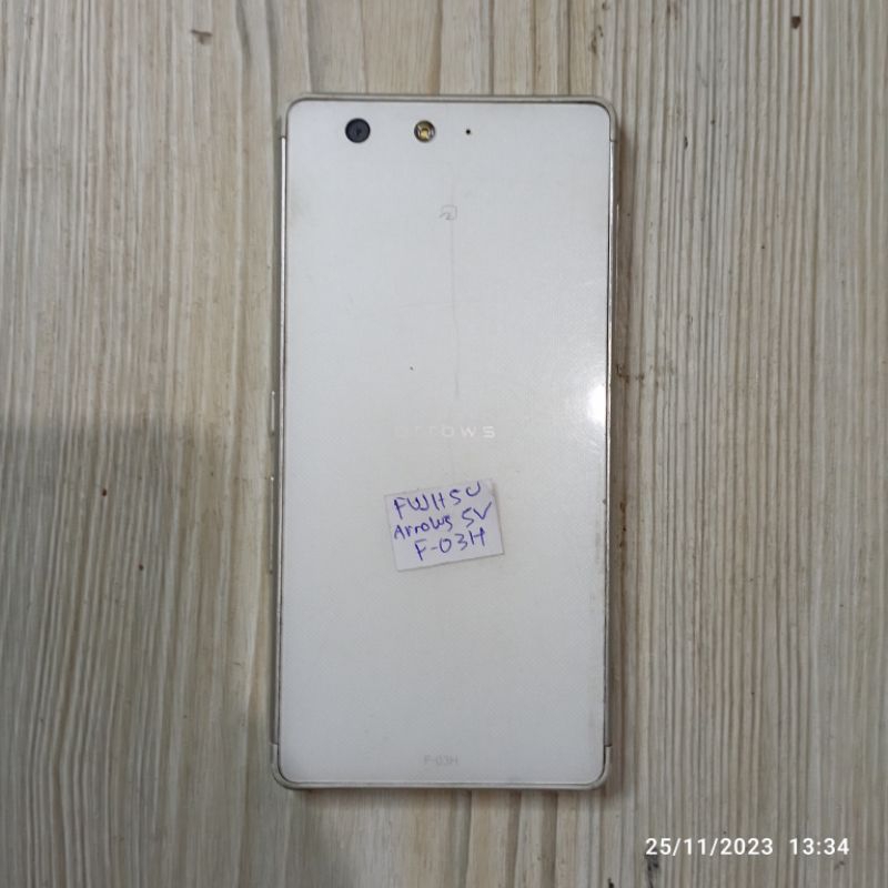 Mesin Fujitsu Arrows SV | F-03H Normal Unit