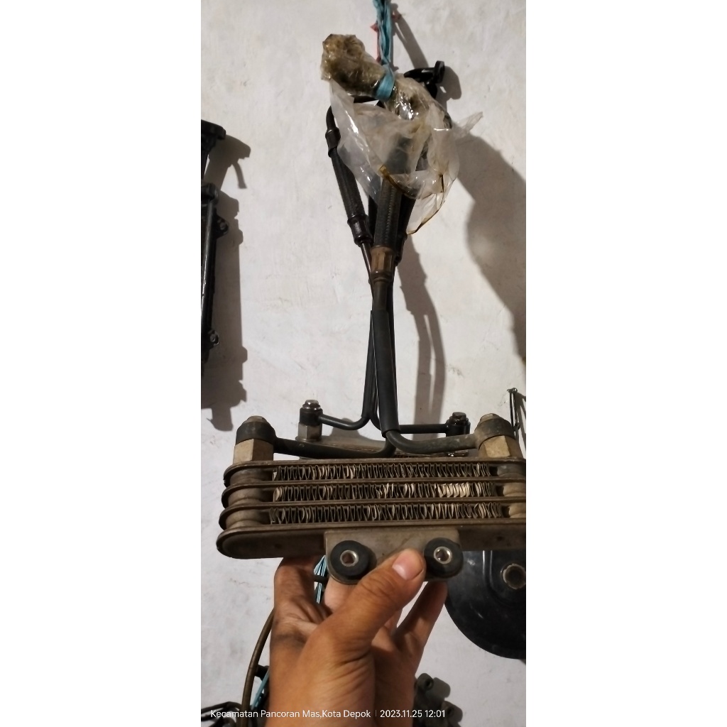 Radiator satria FU 150 karbu original copotan