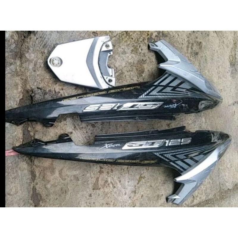 Cover Bodi Yamaha Xeon Karbu Xeon RC Xeon GT Barang Cabutan Original