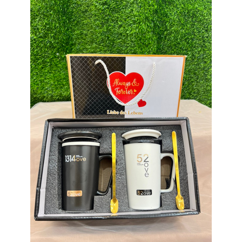 HAMPERS SET GELAS COUPLE MR MRS // GELAS COUPLE TUTUP